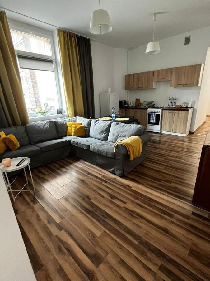 Kamienica3 Apartman Chorzów Kültér fotó